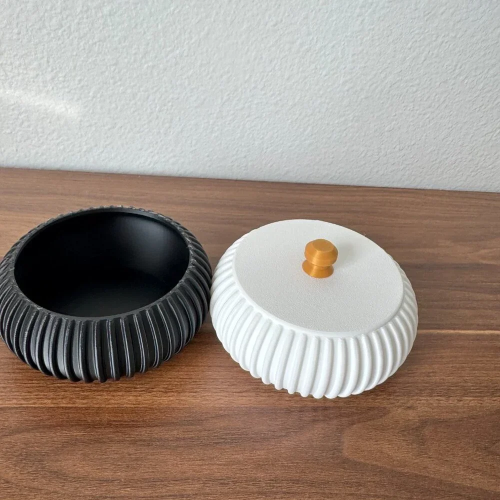 3D Printed Stackable Trinket Tray with Lid – Modern Black & White Design